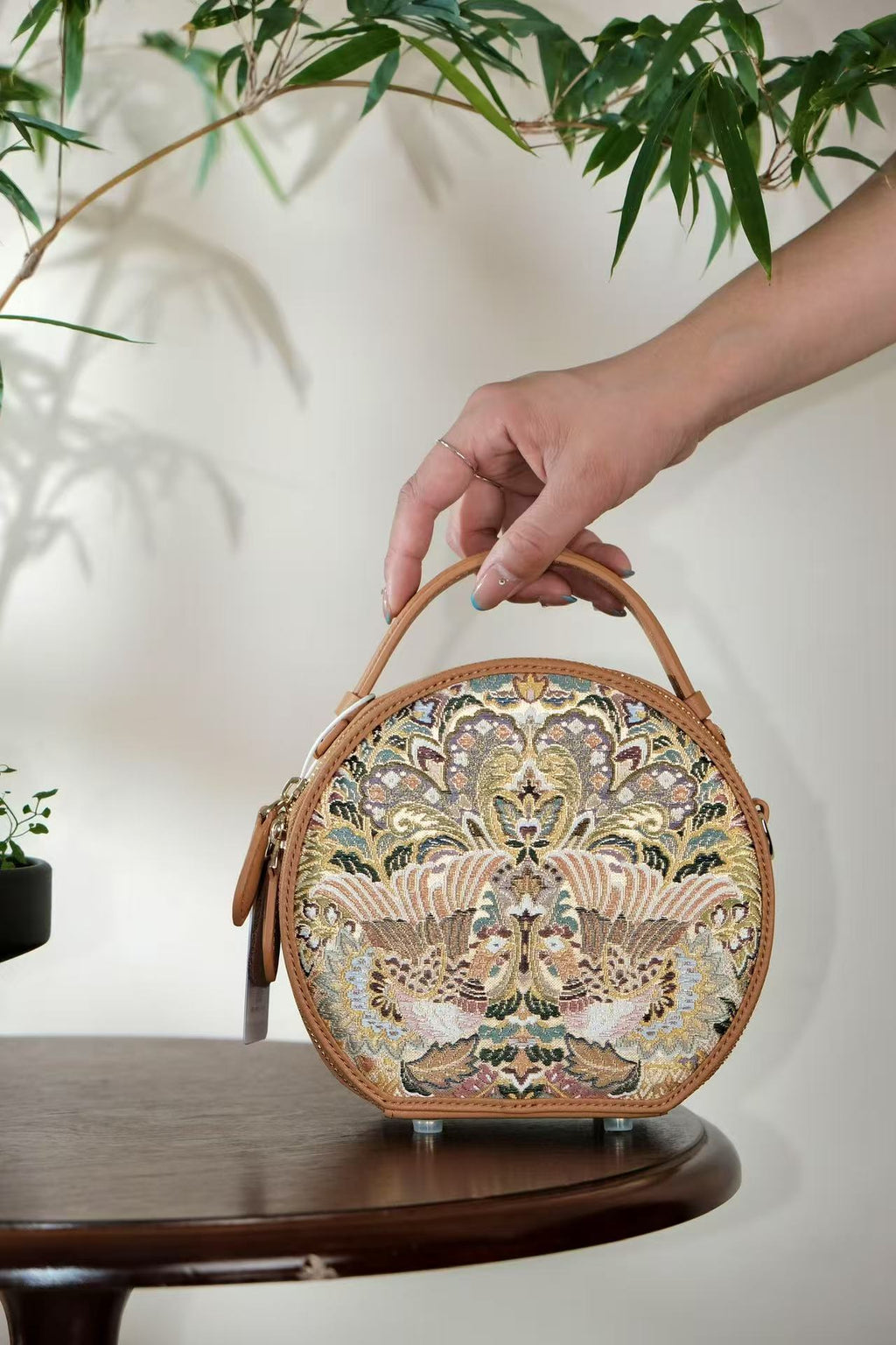 Nishijin Weave Round Box Bag