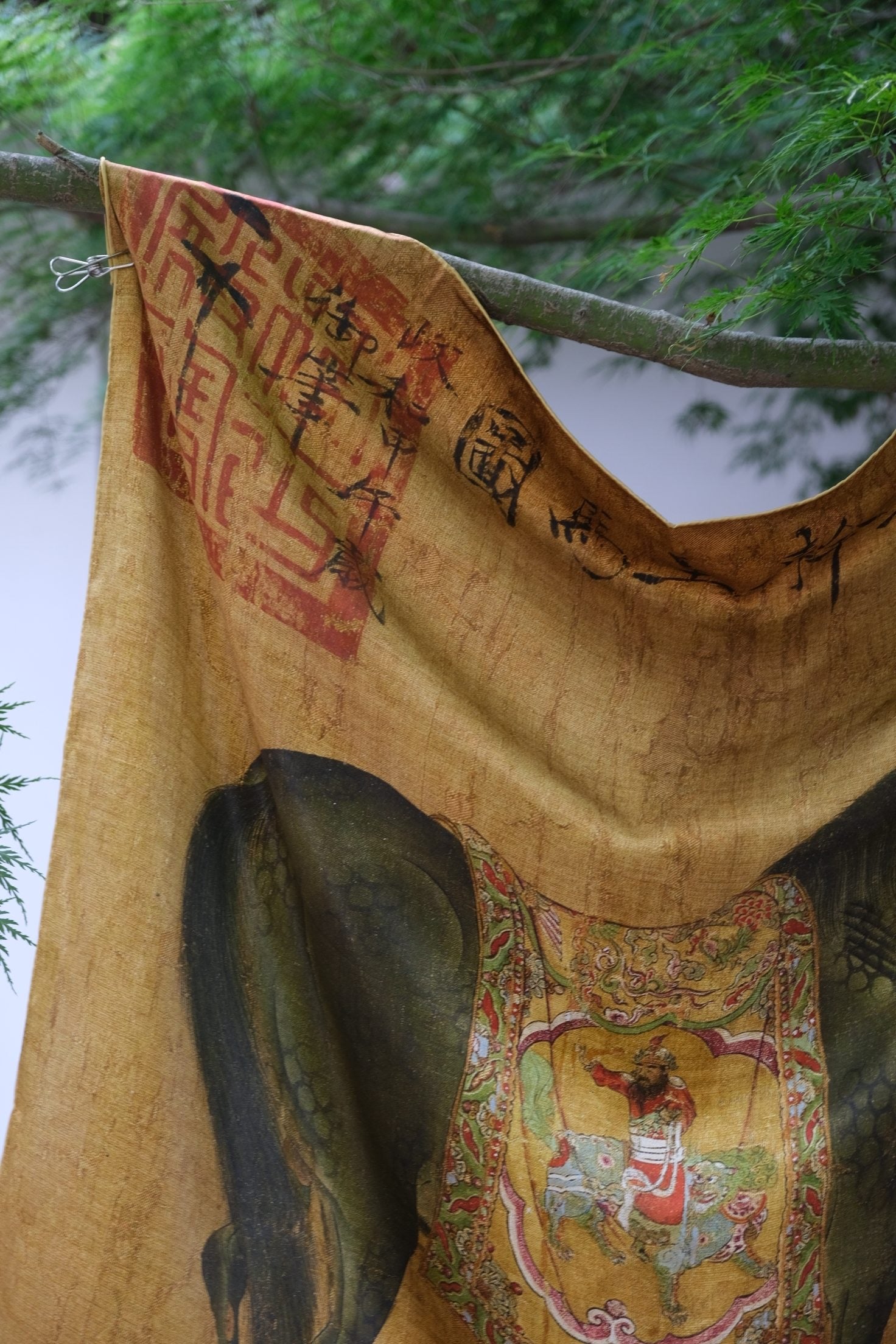 Chinese silk art expressed through handmade scarf design