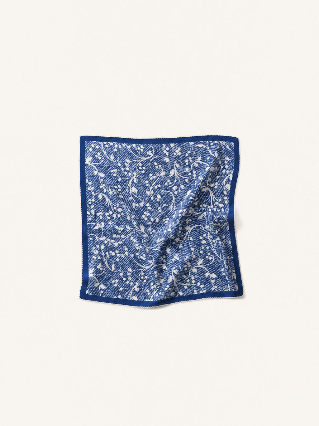 Elegant Chinese silk scarf with traditional craftsmanship