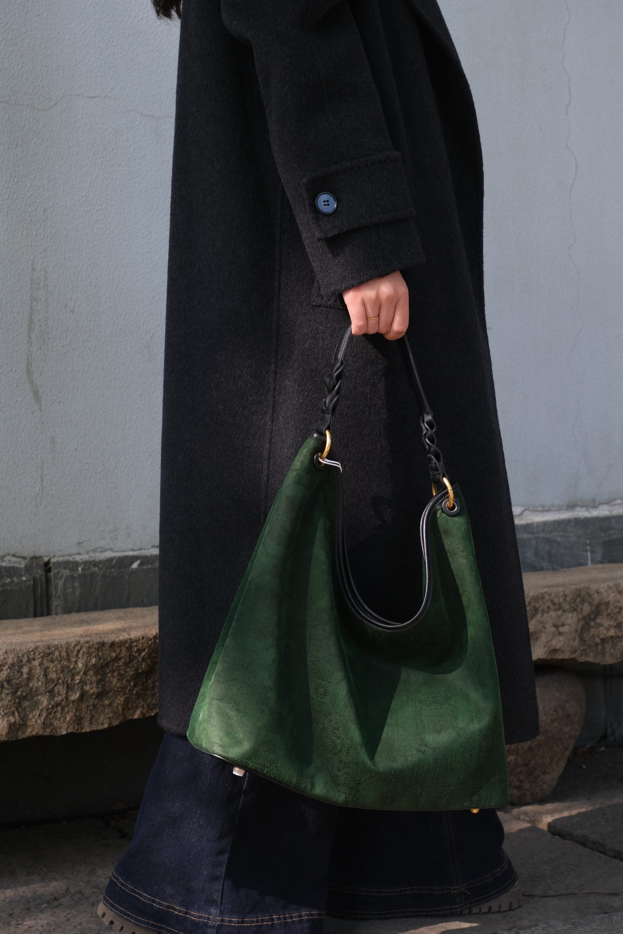 Dark Green Embossed Xiangyunsha Silk Cow Leather Large Commute Tote Bag