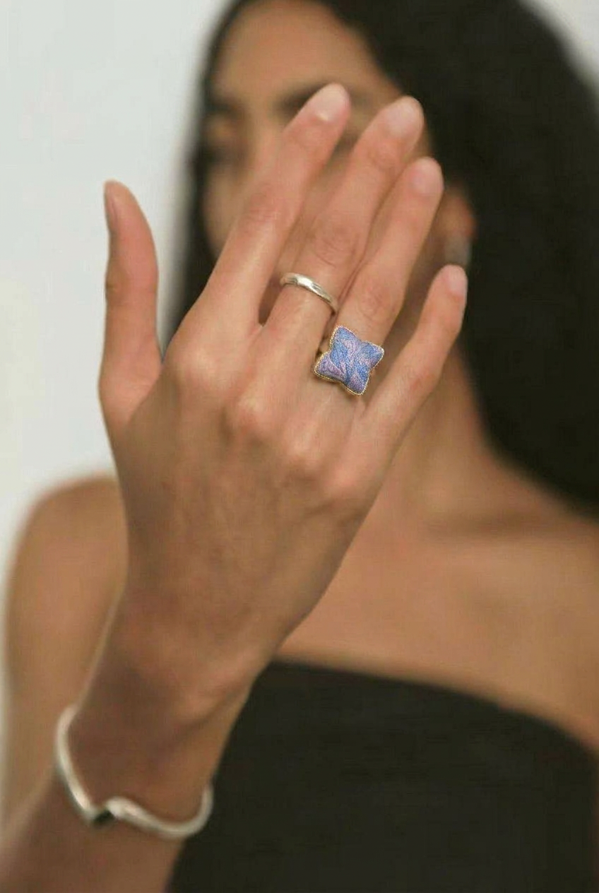 Four-Leaf Clover Song Brocade Adjustable Open Ring