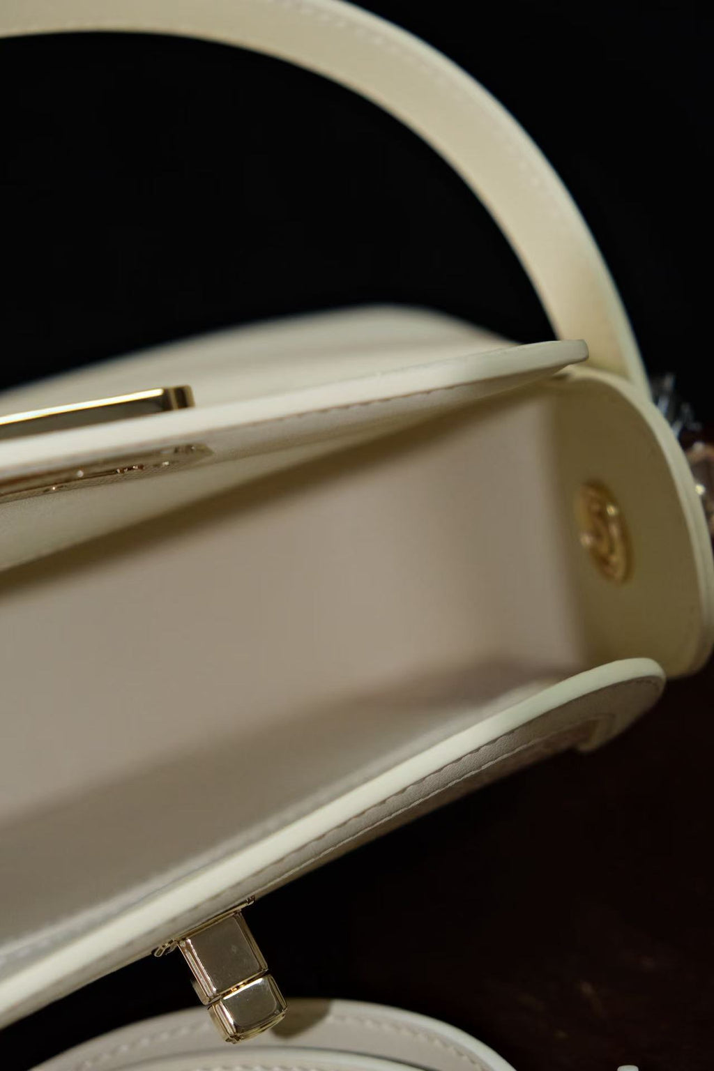 Luxury Lingjin silk handbag gift for women