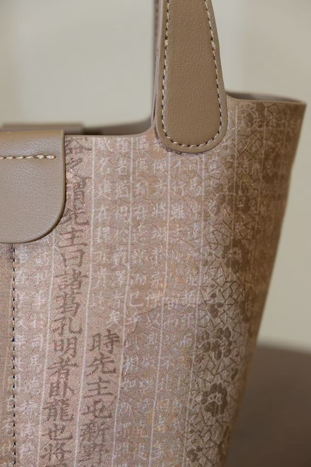 Luxury Lingjin silk handbag with premium materials