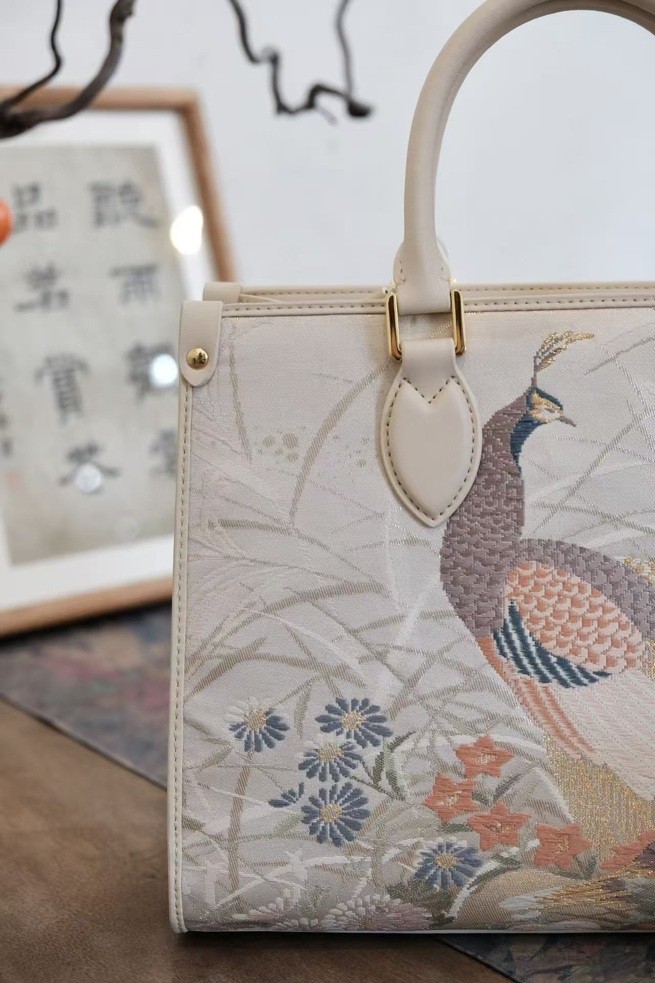 Premium Nishijin silk purse combining tradition and luxury