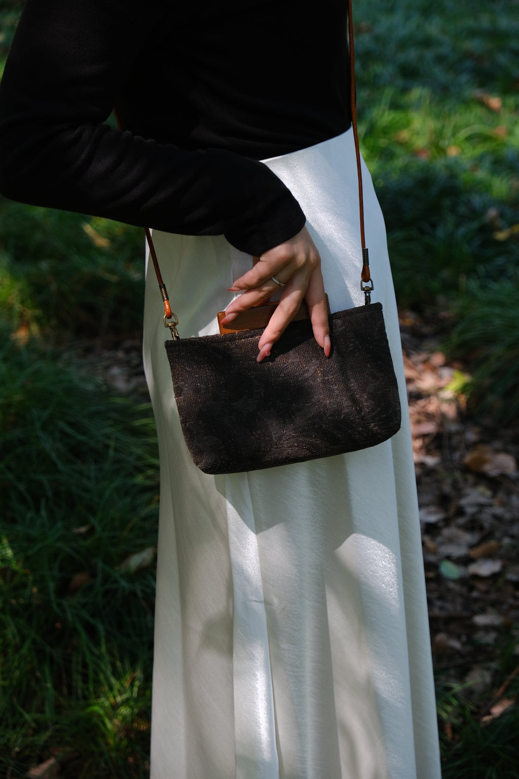 Limited edition Xiangyunsha silk handbag collection