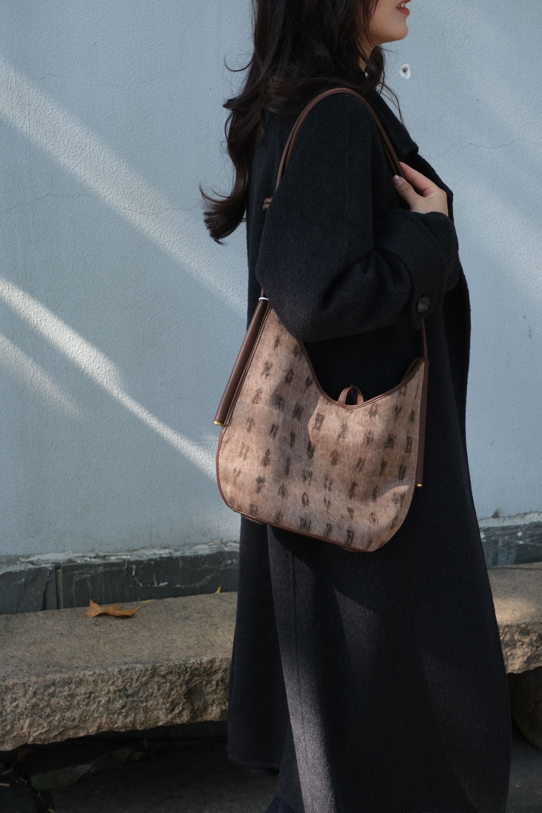 Authentic Xiangyunsha silk texture on handmade handbag